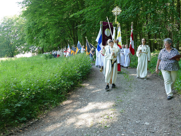 Festgottesdienst zum 1.000 Todestag des Heiligen Heimerads auf dem Hasunger Berg (Foto: Karl-Franz Thiede)